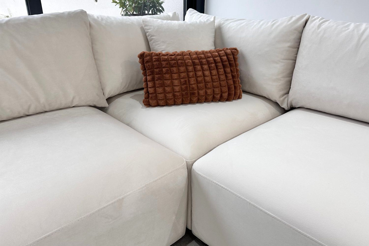 Canapé Azra Modulable Velours Blanc cassé