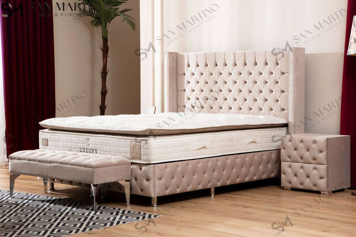 Lit Coffre CLOUTÉ BEIGE - Velours capitonné