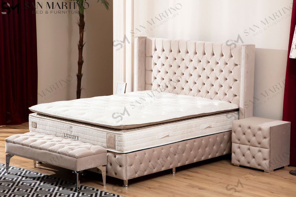 Lit Coffre CLOUTÉ BEIGE - Velours capitonné