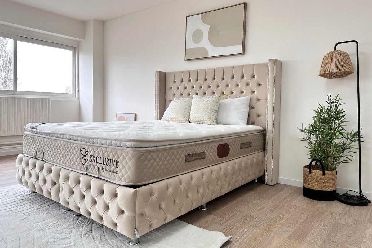 Lit Coffre CLOUTÉ BEIGE - Velours capitonné